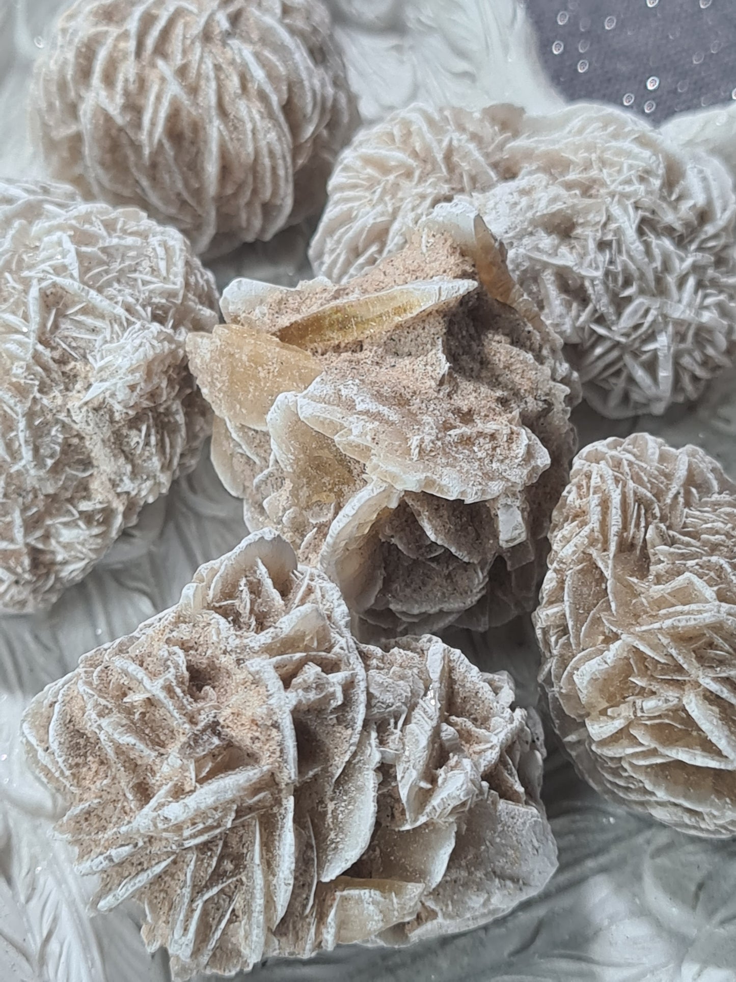 Collection of raw desert rose rosette crystals. A natural form of spiney gypsum. available for £2.00 each