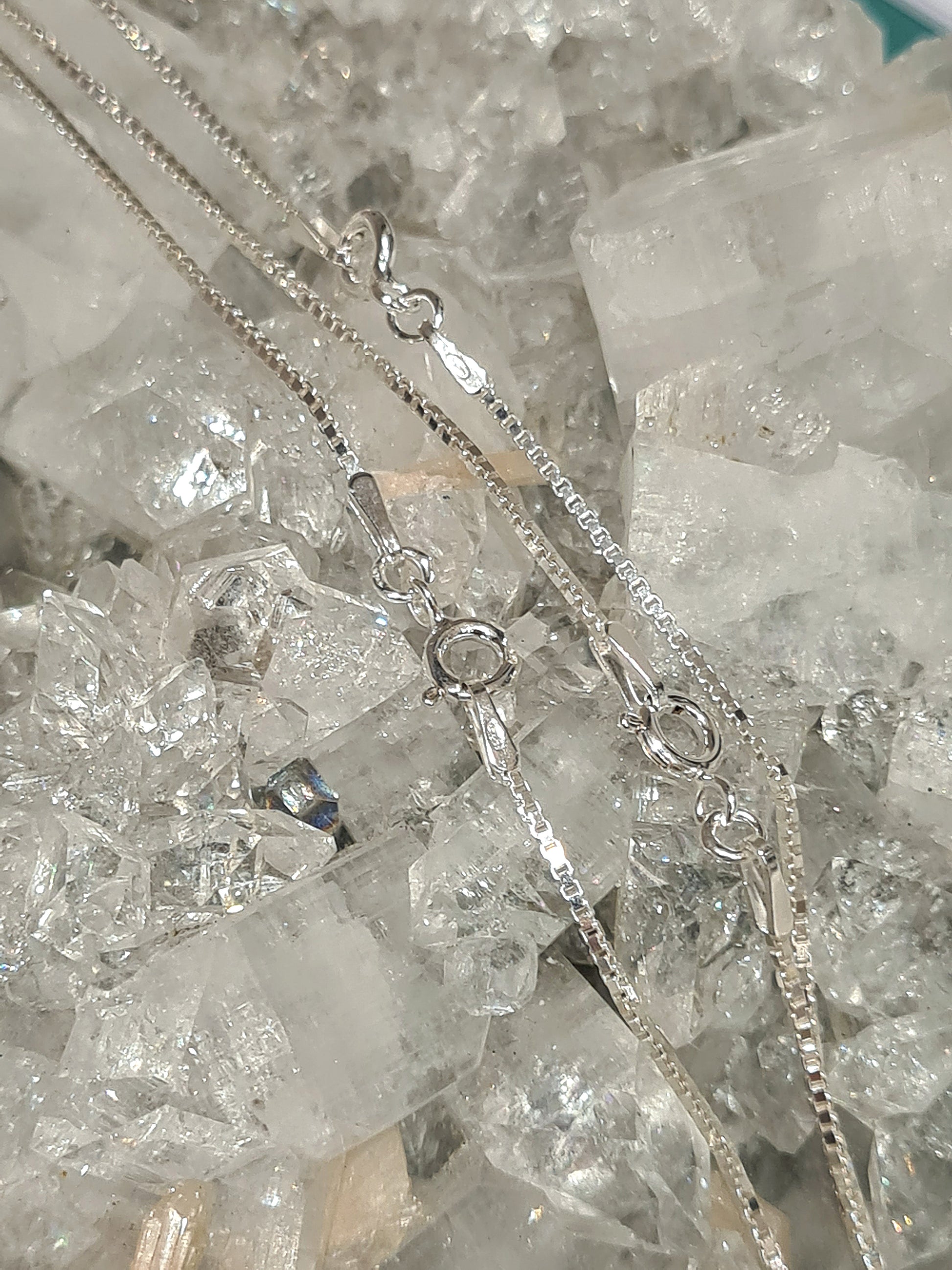 Sterling Silver Venetian Box Chain measuring 16 inches with bolt ring clasp.
Photographed on a raw apophyllite crystal. 