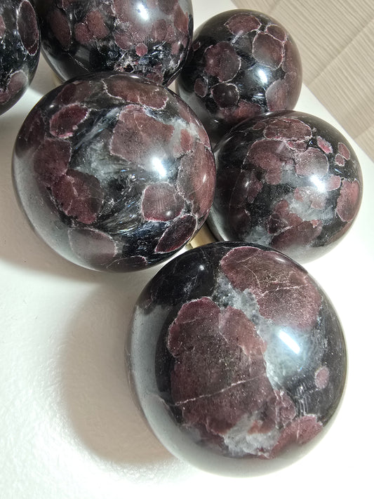 Garnet Arfvedsonite Sphere