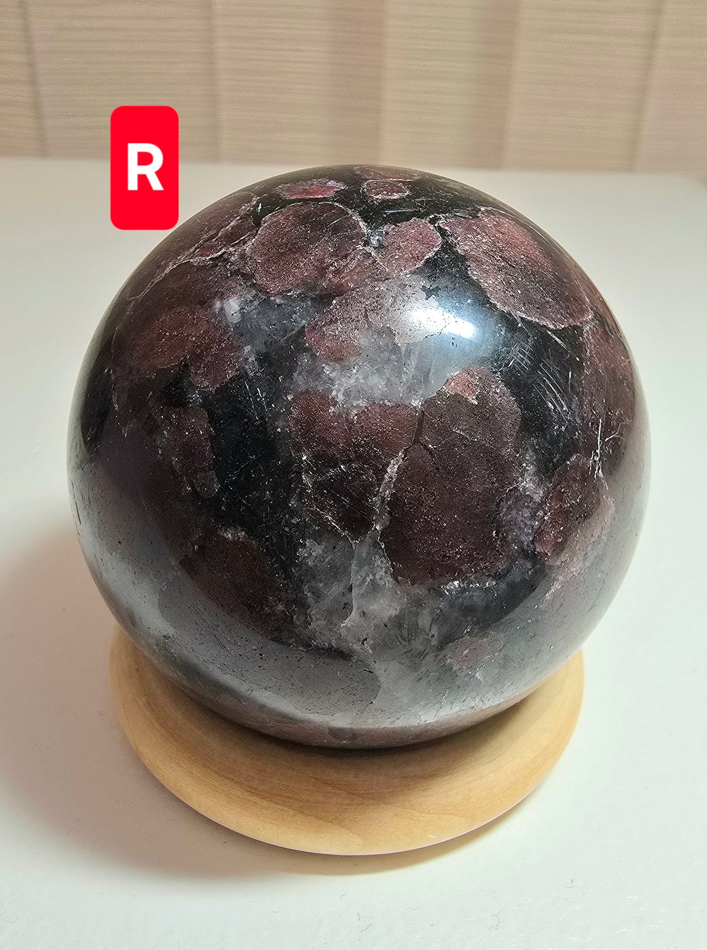 Garnet Arfvedsonite Sphere