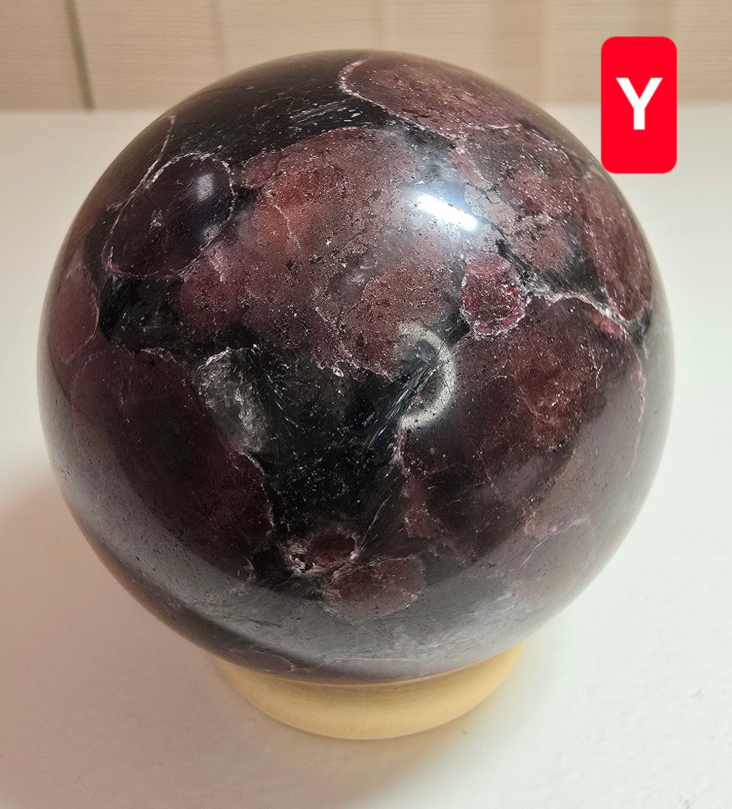 Garnet Arfvedsonite Sphere