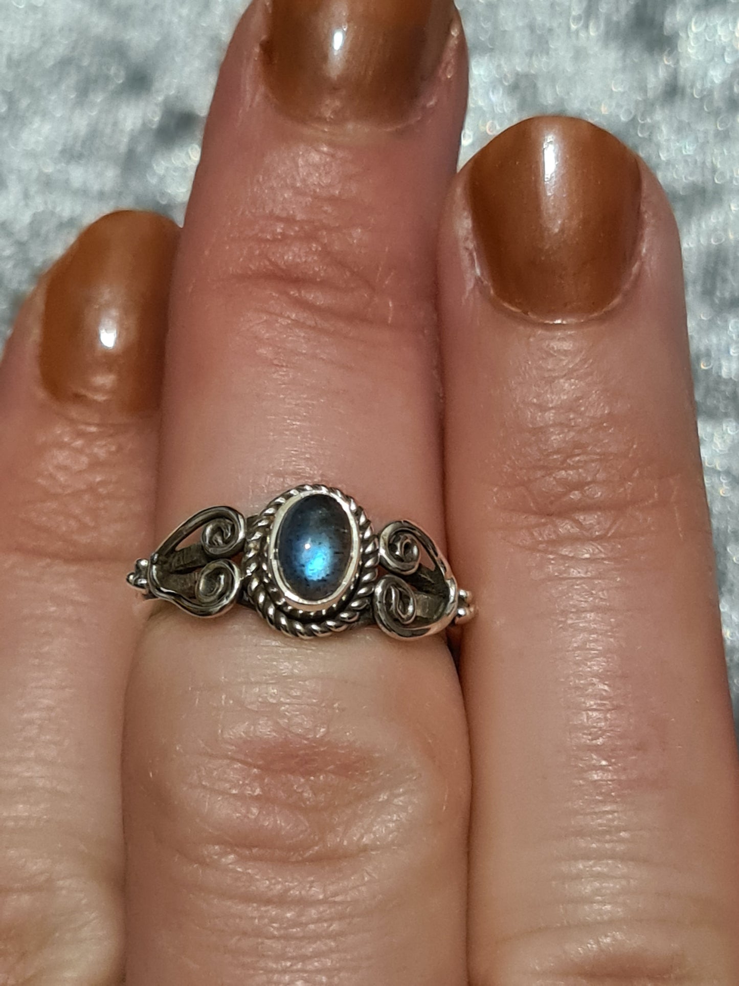 Labradorite Ring Vintage Style Size O | Sterling Silver