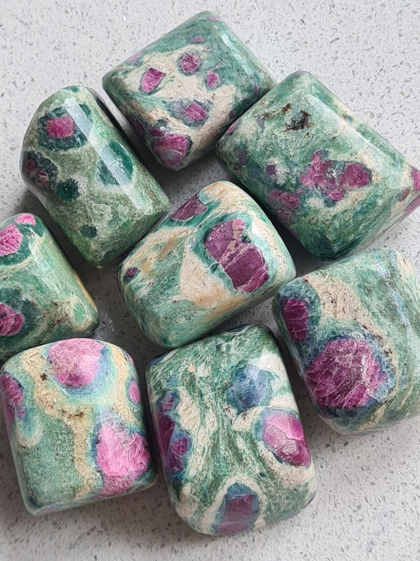 Ruby in Fuchsite Tumble stone from India. Greeb Fuchsite with Pinky Ruby for Passion and Spontineity.