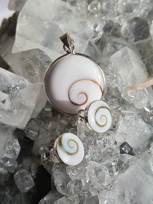 Shiva Shell Pendant & Earring Set | Sterling Silver