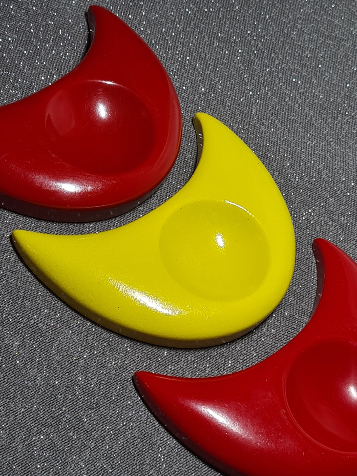 Moon Sphere Stands | Yellow & Red