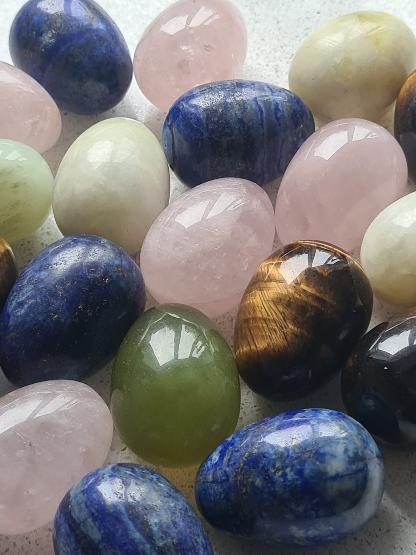 Mixed Mini Crystal Eggs! We have Lapis Lazuli, Green Jade, Tigers Eye and Rose Quartz available.